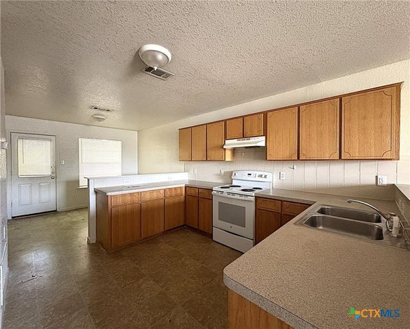 2111 Jennifer Drive A, Killeen, TX 76542