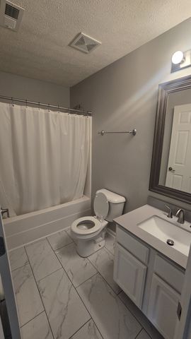 2425 Pleasant Springs Ln, Hermitage, TN 37076