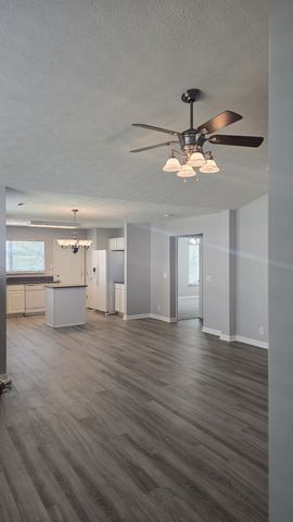 2425 Pleasant Springs Ln, Hermitage, TN 37076