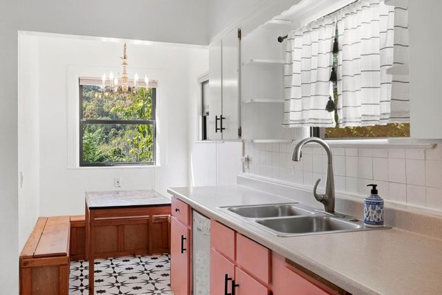 616 Myrtle Ave, Placerville, CA 95667