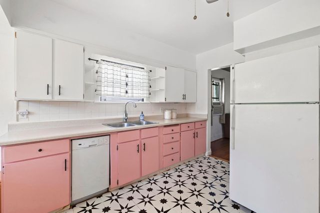 616 Myrtle Ave, Placerville, CA 95667