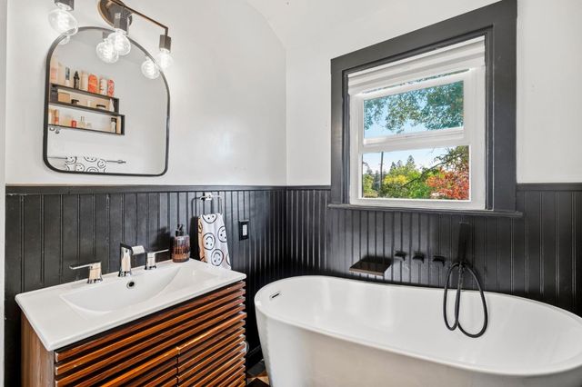 616 Myrtle Ave, Placerville, CA 95667