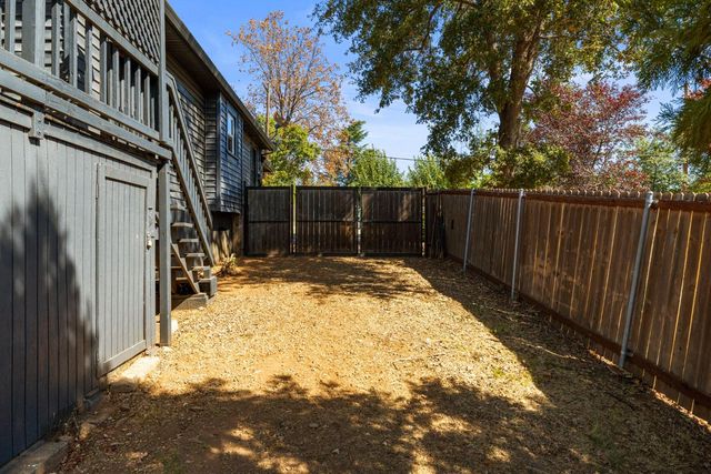 616 Myrtle Ave, Placerville, CA 95667