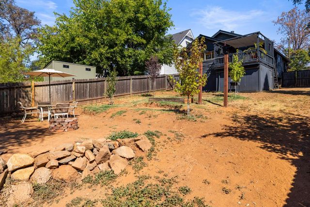 616 Myrtle Ave, Placerville, CA 95667