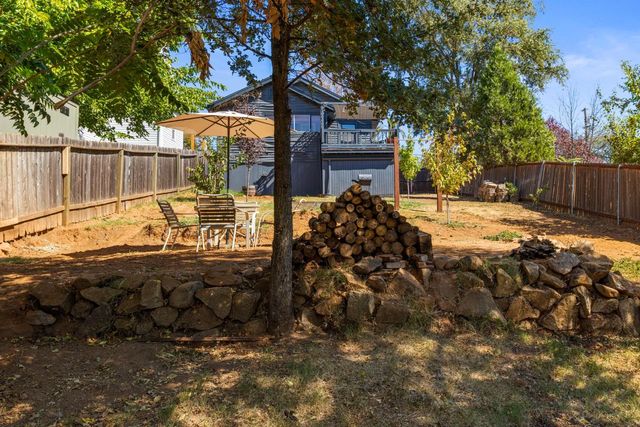 616 Myrtle Ave, Placerville, CA 95667