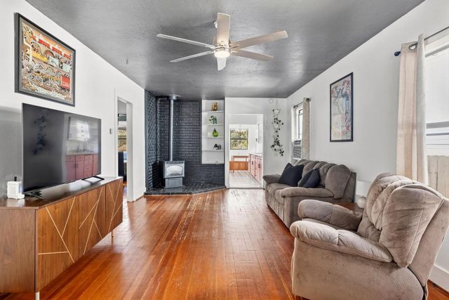 616 Myrtle Ave, Placerville, CA 95667