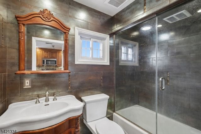 464 Meade St, City Of Orange Twp., NJ 07050