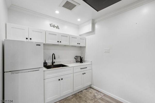 464 Meade St, City Of Orange Twp., NJ 07050