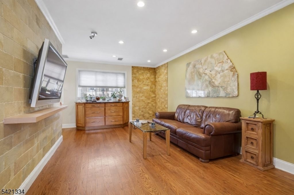464 Meade St, City Of Orange Twp., NJ 07050 — photo 3