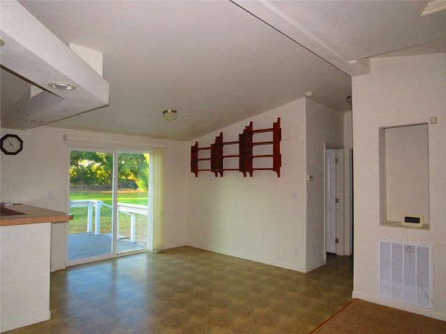359 County Road 84, Santa Fe, NM 87506