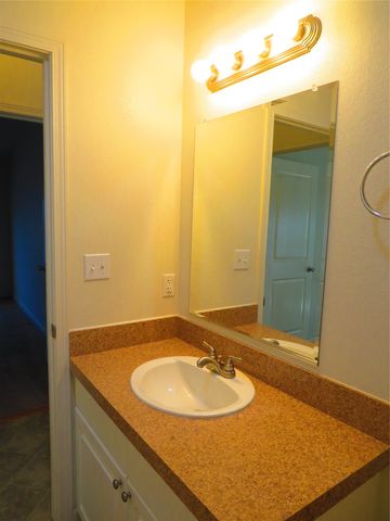 359 County Road 84, Santa Fe, NM 87506