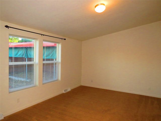 359 County Road 84, Santa Fe, NM 87506