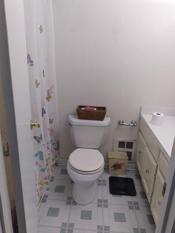 1485 S TIMBER RIDGE RD, Cross Junction, VA 22625
