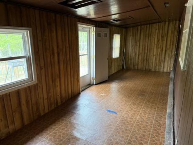 1485 S TIMBER RIDGE RD, Cross Junction, VA 22625