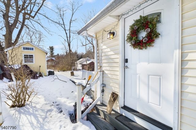 110 Breakneck Rd, Vernon Twp., NJ 07422