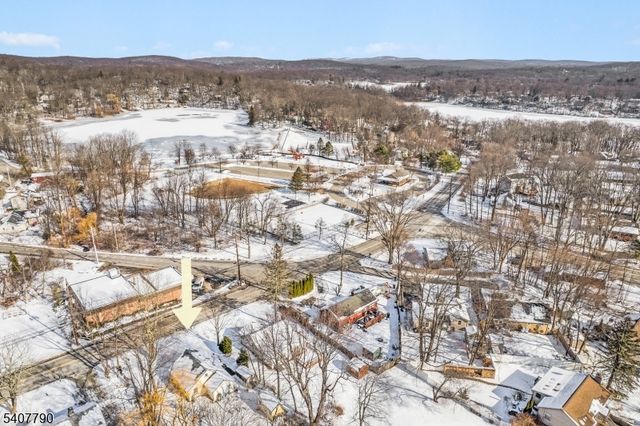 110 Breakneck Rd, Vernon Twp., NJ 07422