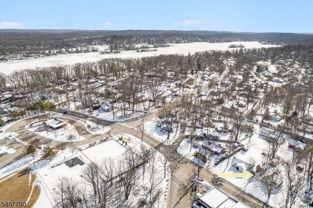 110 Breakneck Rd, Vernon Twp., NJ 07422