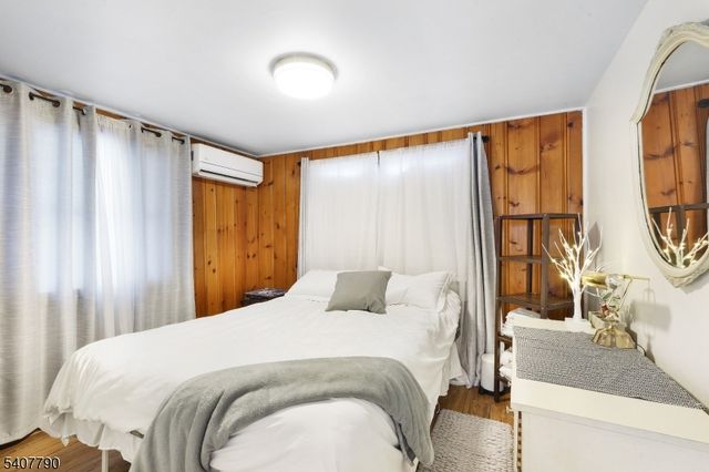 110 Breakneck Rd, Vernon Twp., NJ 07422