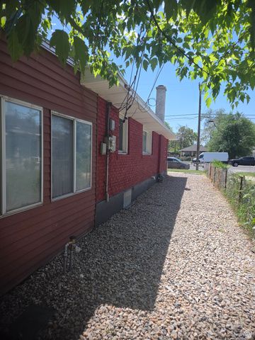 916 W 300 N, Salt Lake City, UT 84116