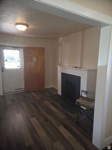 916 W 300 N, Salt Lake City, UT 84116