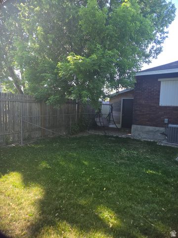 916 W 300 N, Salt Lake City, UT 84116