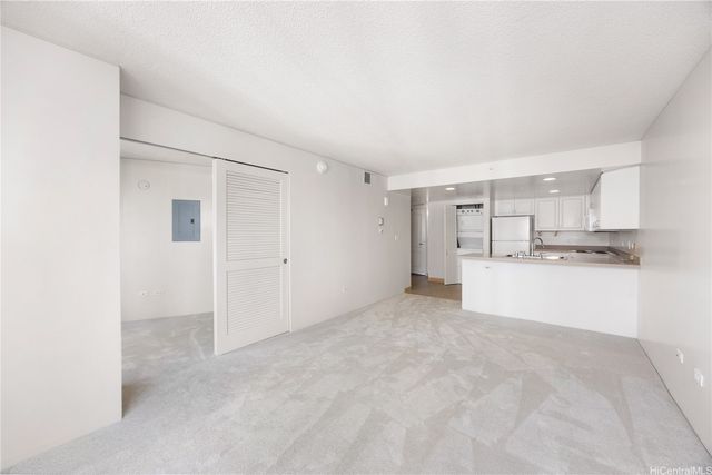 1314 Kalakaua Avenue 908, Honolulu, HI 96826