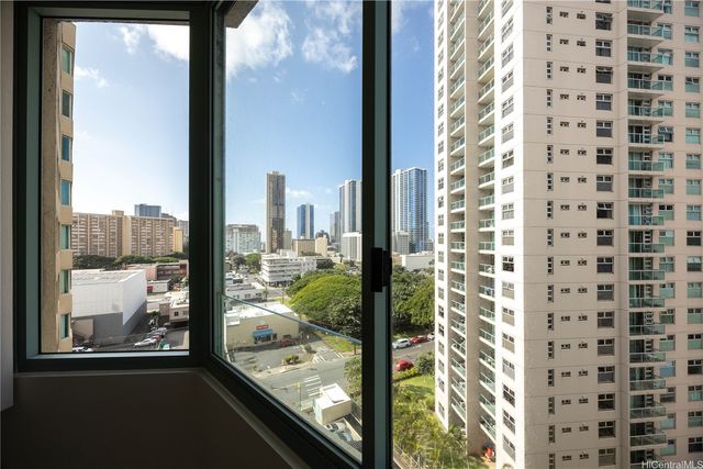 1314 Kalakaua Avenue 908, Honolulu, HI 96826