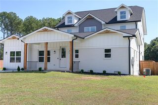 518 Hoke O'kelly Mill Road SW, Loganville, GA 30052