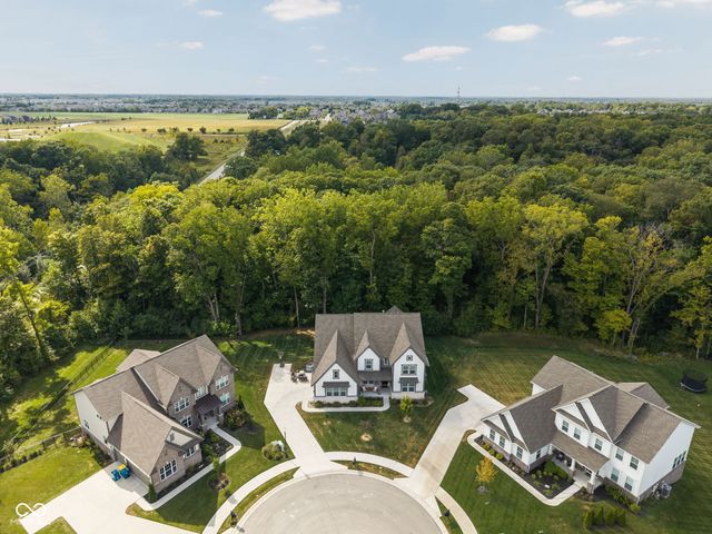 16225 Arndale Court, Fortville, IN 46040