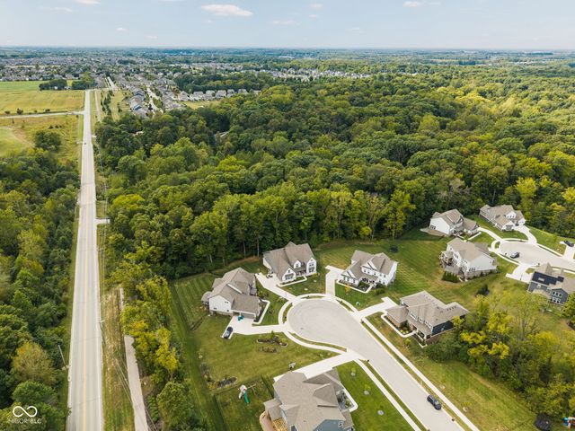 16225 Arndale Court, Fortville, IN 46040
