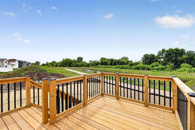 1061 Kamperschroer Way, Sun Prairie, WI 53590