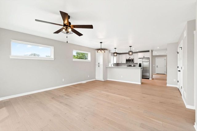 1061 Kamperschroer Way, Sun Prairie, WI 53590