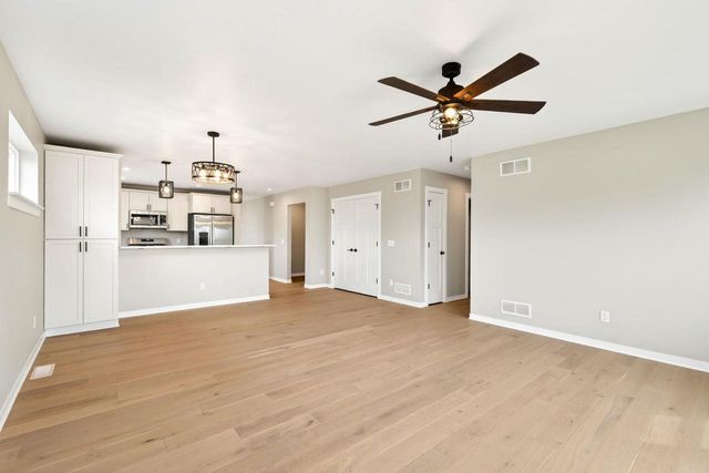 1061 Kamperschroer Way, Sun Prairie, WI 53590
