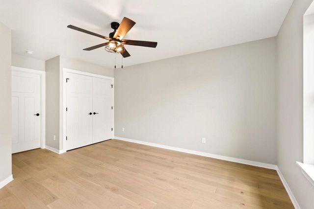 1061 Kamperschroer Way, Sun Prairie, WI 53590