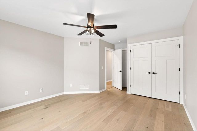 1061 Kamperschroer Way, Sun Prairie, WI 53590