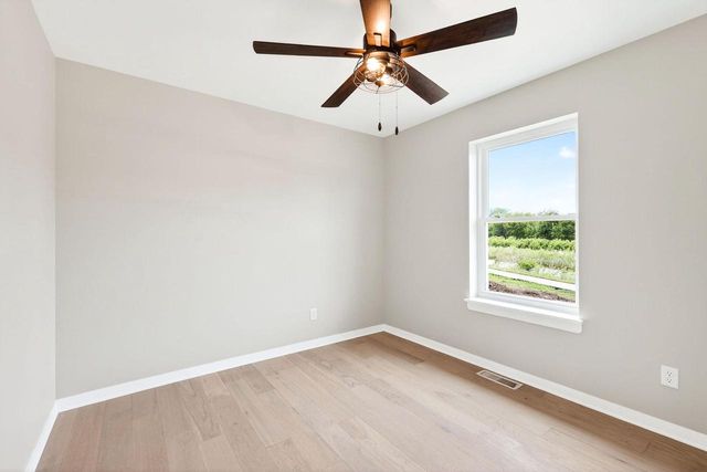 1061 Kamperschroer Way, Sun Prairie, WI 53590