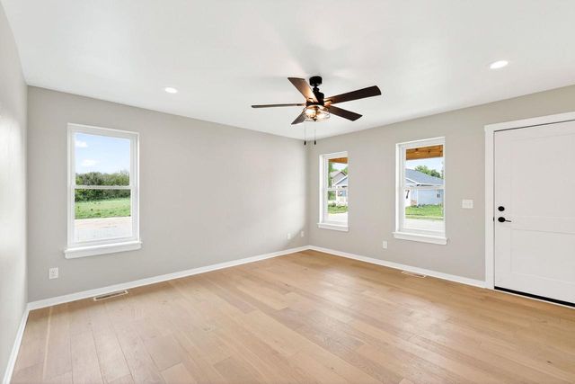 1061 Kamperschroer Way, Sun Prairie, WI 53590