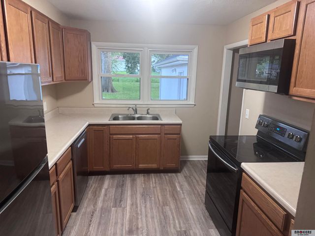 6621 Colfax Avenue, Lincoln, NE 68507
