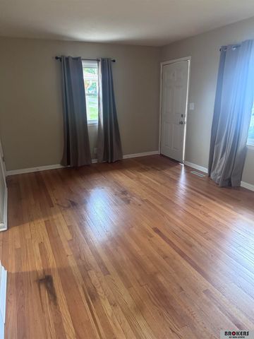 6621 Colfax Avenue, Lincoln, NE 68507