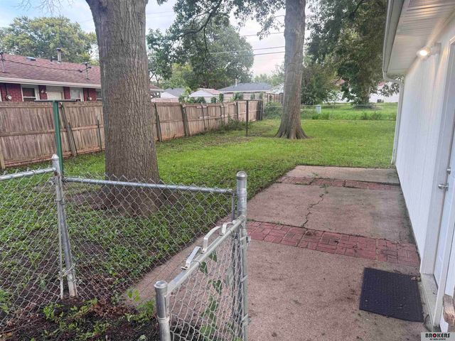 6621 Colfax Avenue, Lincoln, NE 68507