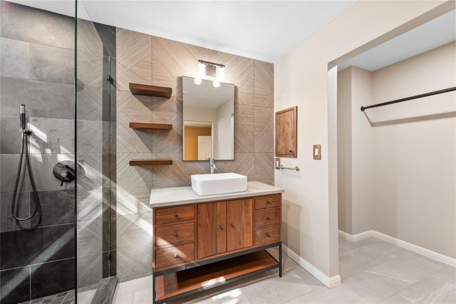 1011 Brodie ST 6, Austin, TX 78704
