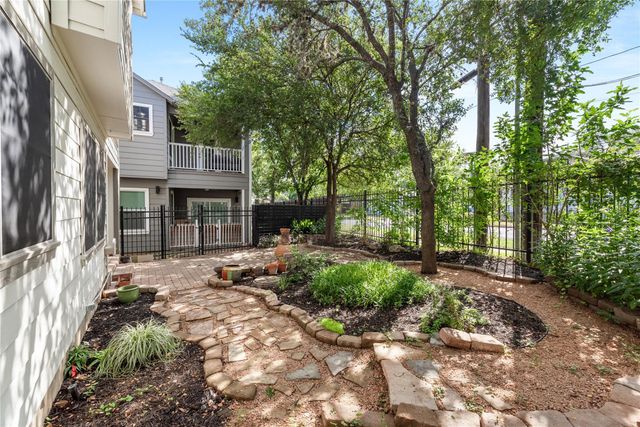 1011 Brodie ST 6, Austin, TX 78704