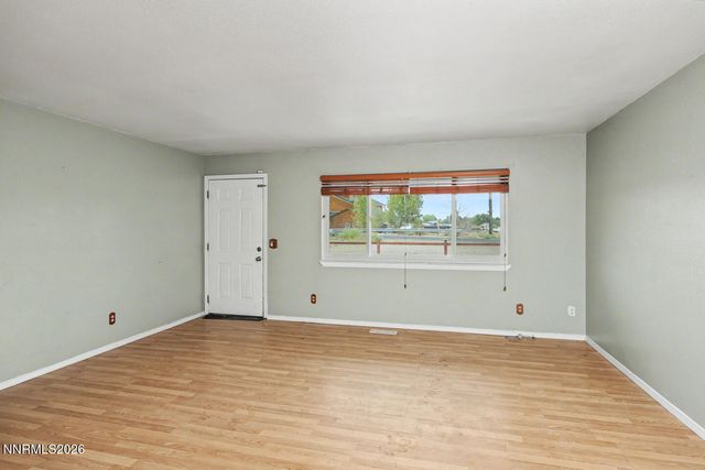 1020 Gummow Drive, Fallon, NV 89406