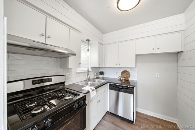 6156 S Madison Place D, Tulsa, OK 74105