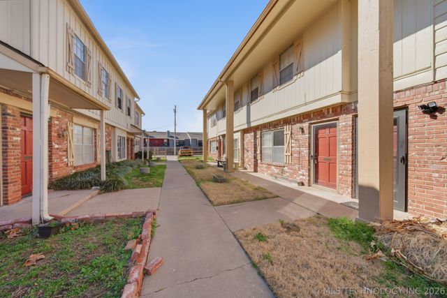 6156 S Madison Place D, Tulsa, OK 74105