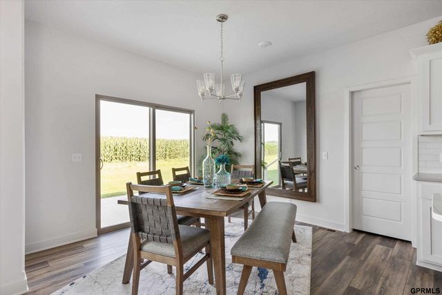 6702 S 200 Avenue, Gretna, NE 68135