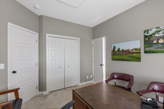 6702 S 200 Avenue, Gretna, NE 68135