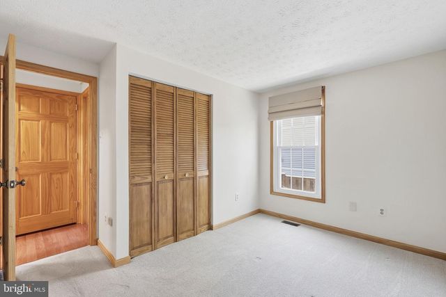 7409 LAKE KATRINE TER, Gaithersburg, MD 20879