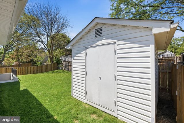 7409 LAKE KATRINE TER, Gaithersburg, MD 20879
