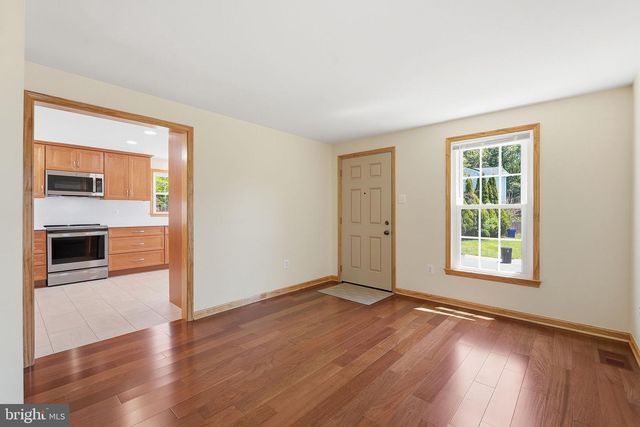 7409 LAKE KATRINE TER, Gaithersburg, MD 20879
